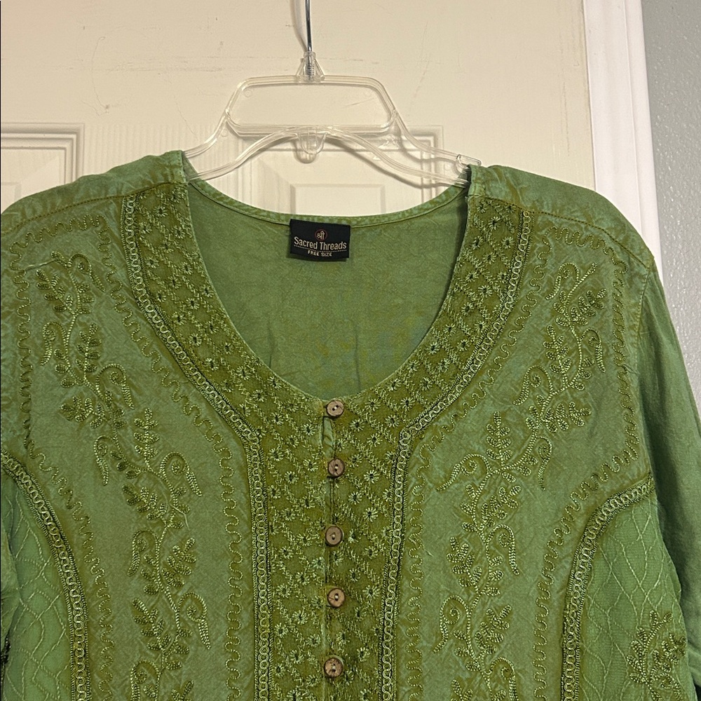 2/$13, 3/$20 Sacred Threads green blouse embroidered - Picture 2 of 8